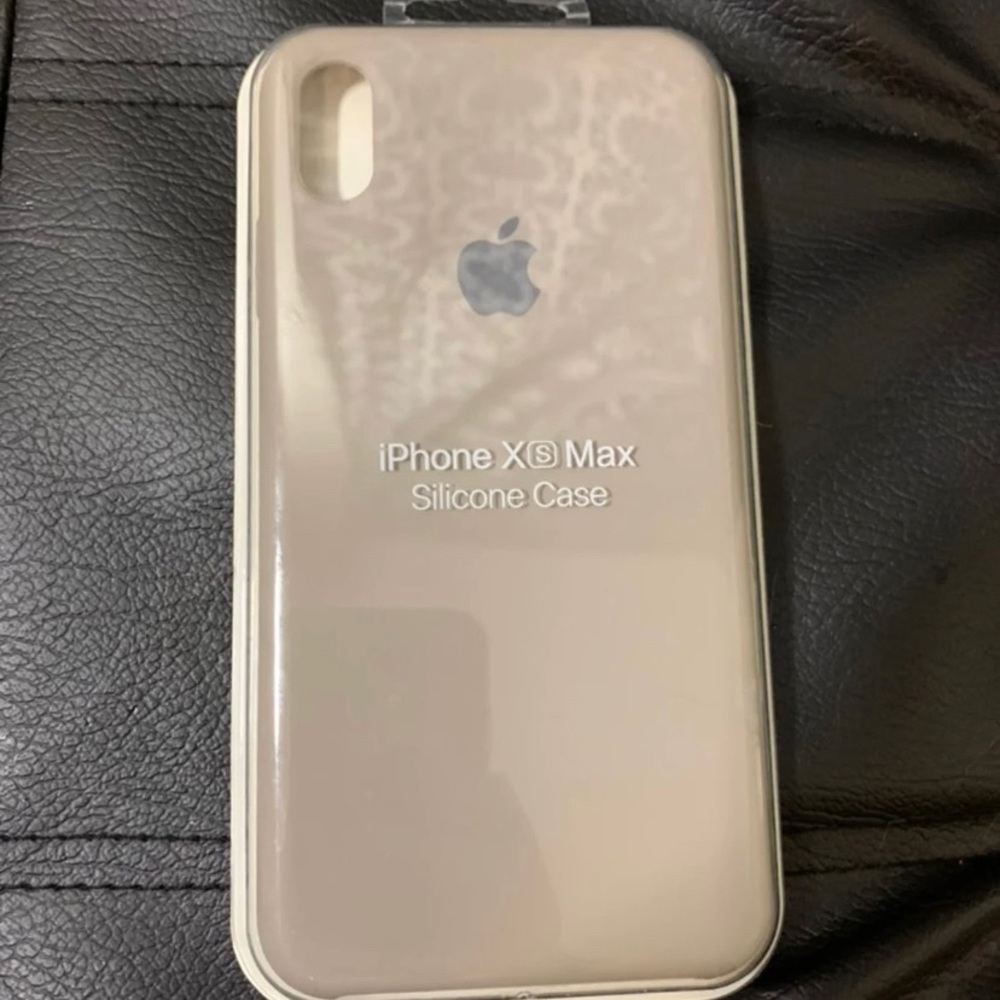 Apple iphone xs max case
